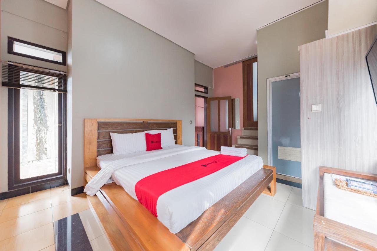 Reddoorz Syariah Near Politeknik Negeri Bandung Campus Hotel Cimahi Kültér fotó