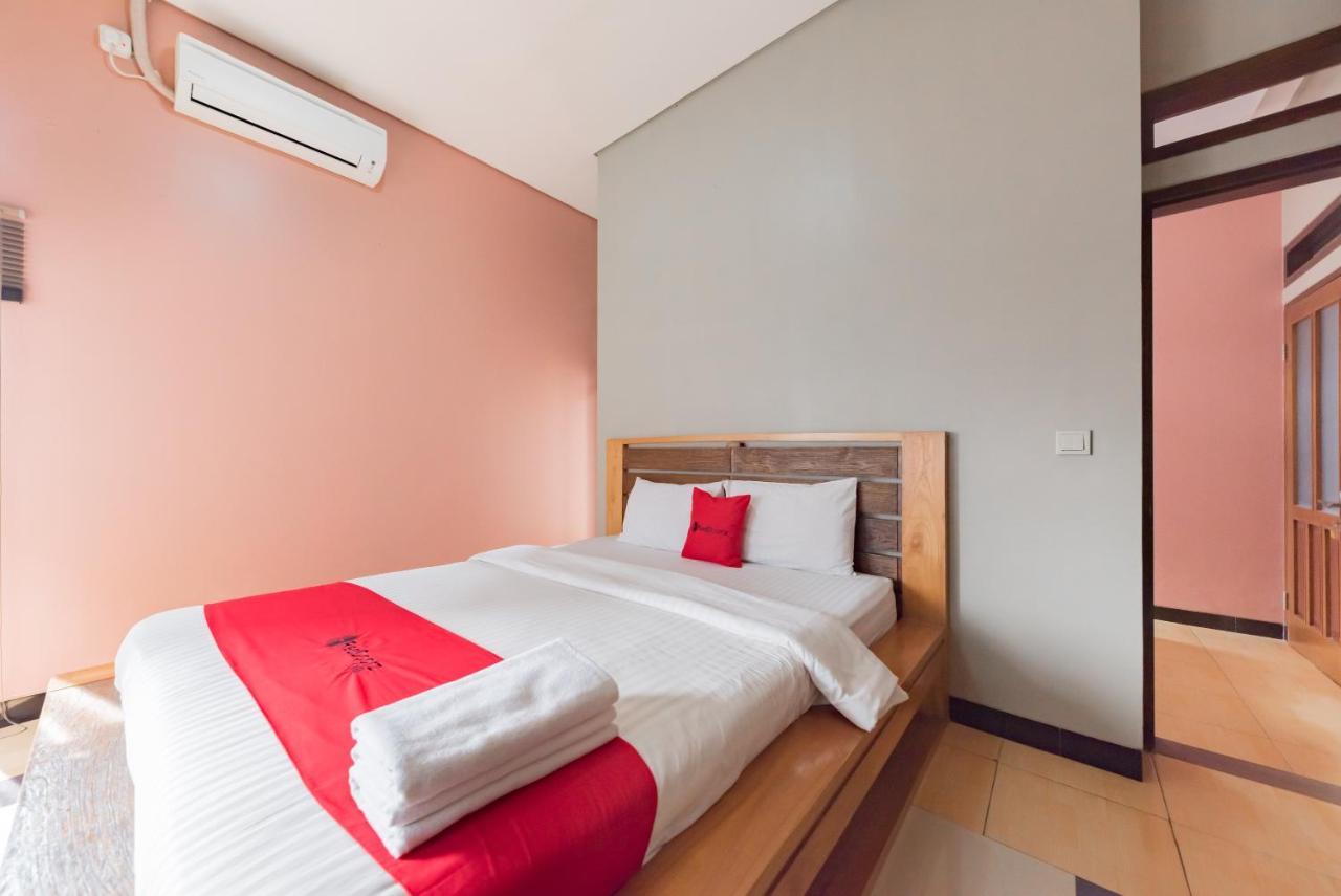 Reddoorz Syariah Near Politeknik Negeri Bandung Campus Hotel Cimahi Kültér fotó